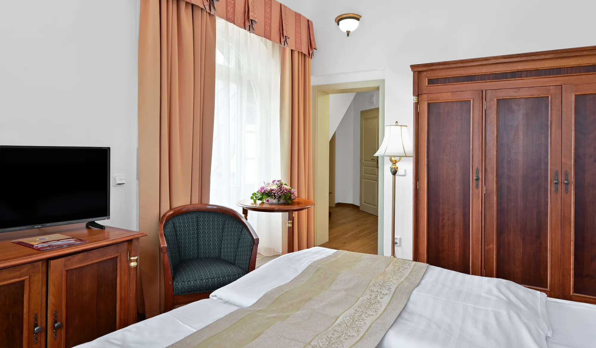 Náhled galerie Pokoj deluxe s terasou 2